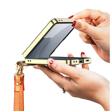 Cargar imagen en el visor de la galería, Estuche GKK Electroplata de Lujo Con correa para Samsung Z Flip7