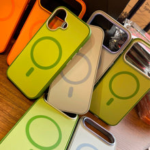 Cargar imagen en el visor de la galería, Estuche Funda Urban Soft case Para Iphone 17