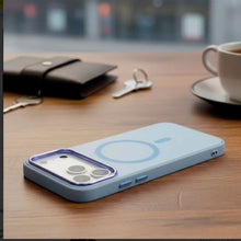 Cargar imagen en el visor de la galería, Estuche Funda Urban Soft case Para Iphone 17 pro