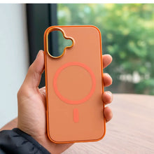 Cargar imagen en el visor de la galería, Estuche Funda Urban Soft case Para Iphone 17