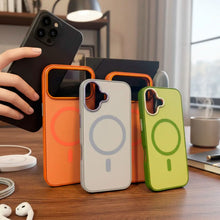 Cargar imagen en el visor de la galería, Estuche Funda Urban Soft case Para Iphone 17