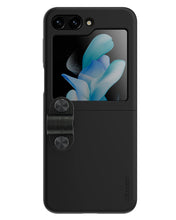 Cargar imagen en el visor de la galería, Estuche Nillkin Finger Strap Liquid Silicone Samsung Z Flip5