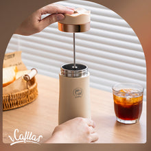 Cargar imagen en el visor de la galería, Cafetera Viajera de Prensa francesa portátil Delux Marca Icafilas