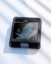 Cargar imagen en el visor de la galería, Estuche Nillkin QIN Leather Case Samsung Galaxy Z Flip5