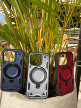 Cargar imagen en el visor de la galería, Estuche antichoque spartan case magsafe para iphone 16 pro max