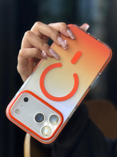 Cargar imagen en el visor de la galería, Estuche Funda ColorTech Degrade MagSafe para Iphone 17 pro