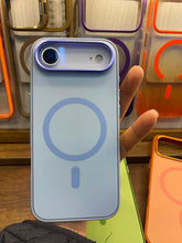 Cargar imagen en el visor de la galería, Estuche Funda Urban Soft case Para Iphone 17 pro max