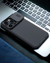Cargar imagen en el visor de la galería, Estuche Nillkin CamShield Pro iPhone 14 Pro