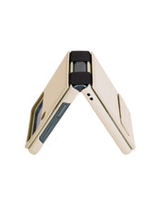 Cargar imagen en el visor de la galería, Estuche Nillkin QIN Leather Case Samsung Galaxy Z Flip 4
