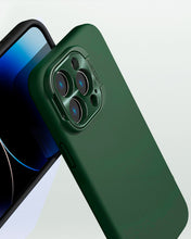 Cargar imagen en el visor de la galería, Estuche Nillkin Lens Wing Case iPhone 14 Pro Max