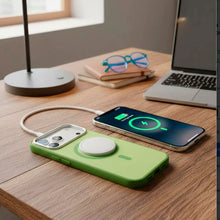 Cargar imagen en el visor de la galería, Estuche Funda Urban Soft case Para Iphone 17 pro
