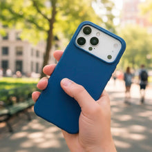 Cargar imagen en el visor de la galería, Funda Leather Case Magsafe Compatible Con iPhone 17 Pro
