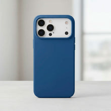 Cargar imagen en el visor de la galería, Funda Leather Case Magsafe Compatible Con iPhone 17 Pro
