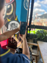 Cargar imagen en el visor de la galería, Estuche Nuiu Con Camara Glass color Compatible Con iPhone 17 Pro Max
