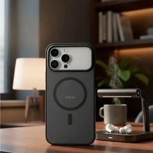 Cargar imagen en el visor de la galería, Estuche Funda Urban Soft case Para Iphone 17 pro
