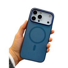 Cargar imagen en el visor de la galería, Estuche Funda Urban Soft case Para Iphone 17 pro
