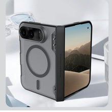 Cargar imagen en el visor de la galería, Estuche Nillkin Super Frosted Shield Fold Iphone Duo
