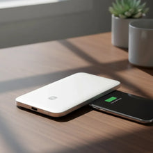 Cargar imagen en el visor de la galería, Power Bank Xiaomi Ultradelgada Magnetic 5000 15w Original
